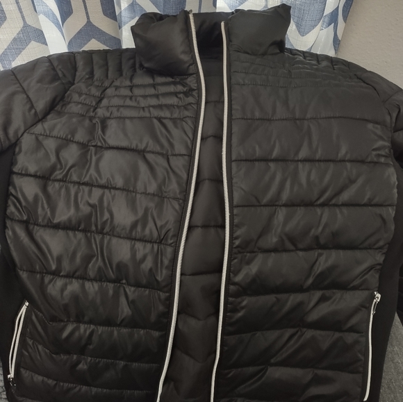 Puffer Jacket - Picture 2 of 5